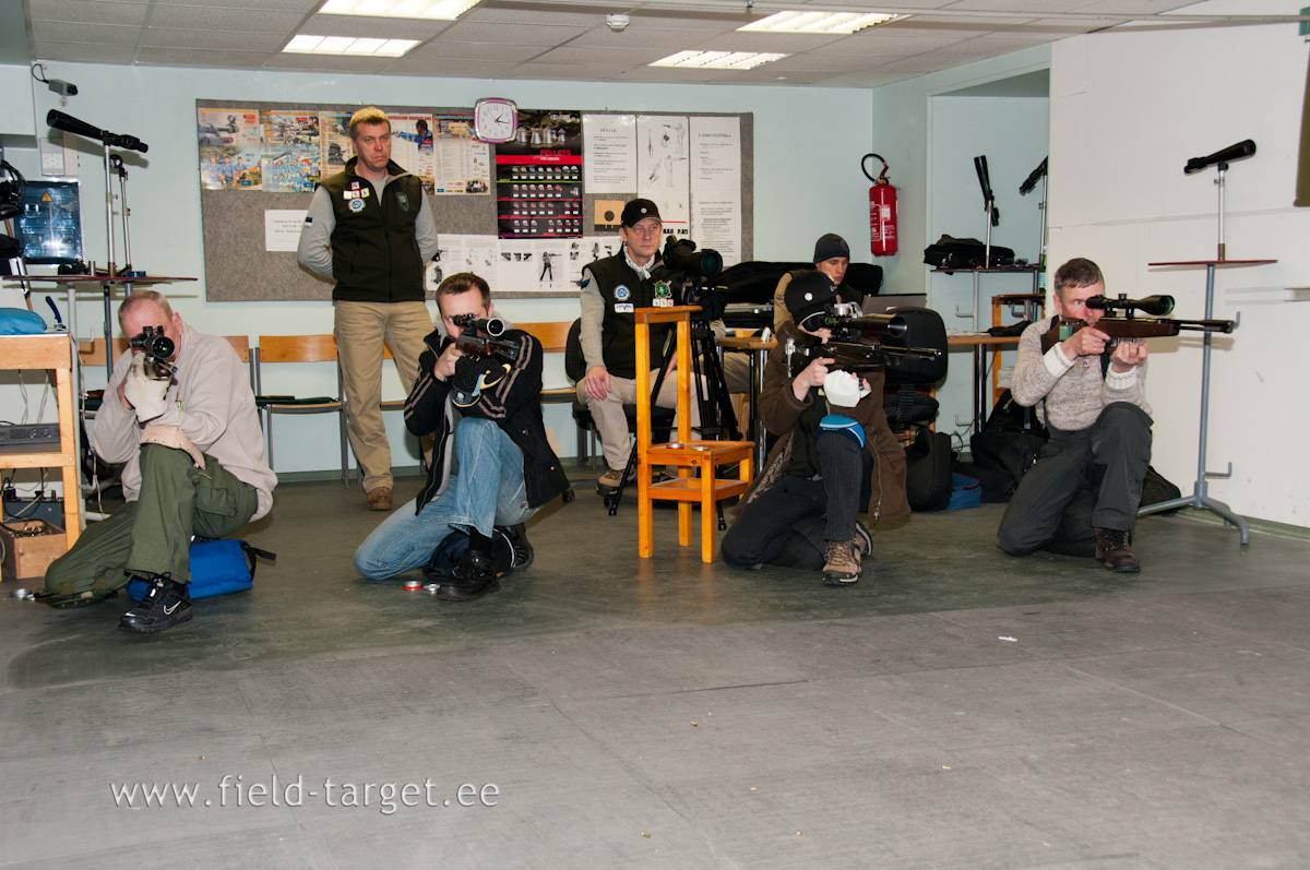 Shooters in kneeling position at the line of fire
